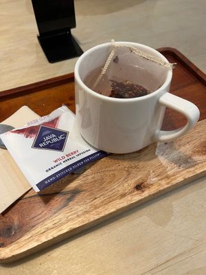  at Doble Uve Obrador in Madrid