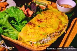 Banh Xeo at Tung's Restaurant in Ho Chi Minh City
