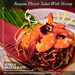 𝓢𝓹𝓮𝓬𝓲𝓪𝓵 𝓕𝓸𝓸𝓭 𝓘𝓷 𝓣𝓾𝓷𝓰’𝓼 𝓡𝓮𝓼𝓽𝓪𝓾𝓻𝓪𝓷𝓽: 𝓑𝓪𝓷𝓪𝓷𝓪 𝓕𝓵𝓸𝔀𝓮𝓻 𝓢𝓪 at Tung's Restaurant in Ho Chi Minh City