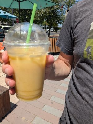  at Fruitopia in Brentwood