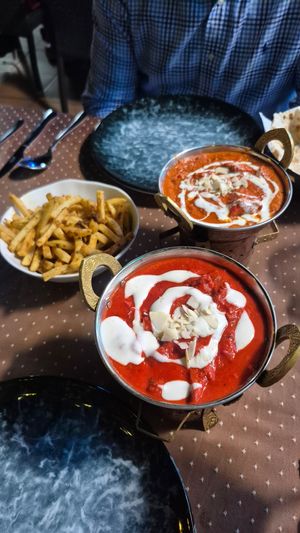 Vegan meat tikka masala at Tinge of Turmeric in Tenerife