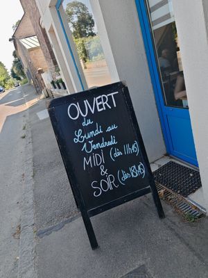 Opening hours at Crêperie de l'Abbaye de Beauport in Paimpol