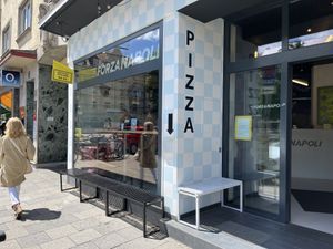Limited outdoor benches  at Forza Napoli in Munich