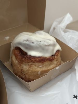 Cinnamon roll   at Panya+BUNZO in Tokyo