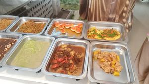 So many choices to choose from at Budha Travel Vegetarian  in Jimbaran