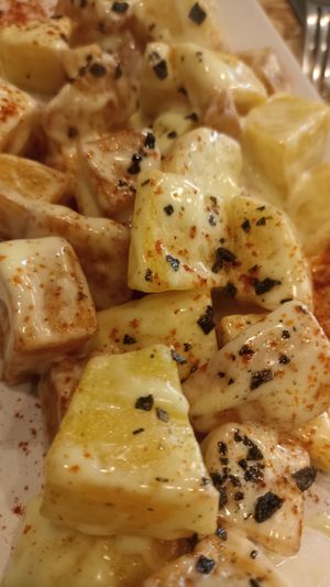 Bravas at Lila in Leliana