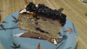 vegan blueberry cake, 30.4.16 at Black Cat in East London