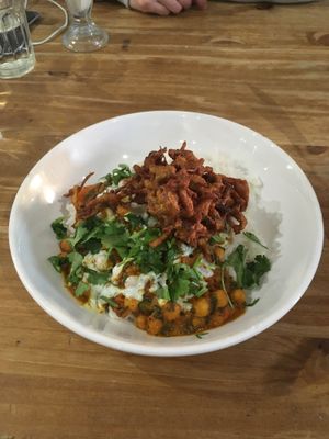 Chickpea curry at Black Cat in East London