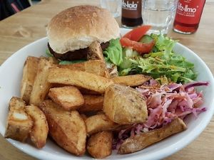 Hamburger at Black Cat in East London