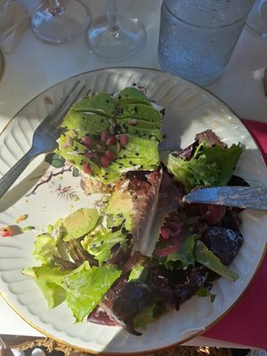 Avocadotoast at L'Alycastre in Hyeres