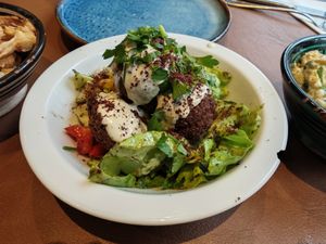 Falafel bol at Yallahyallah in Jodoigne