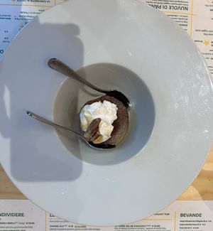 Carrot cake  at Pit'sa in Milan