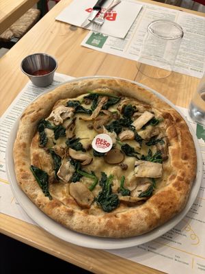 Chanel N.6  at Pit'sa in Milan