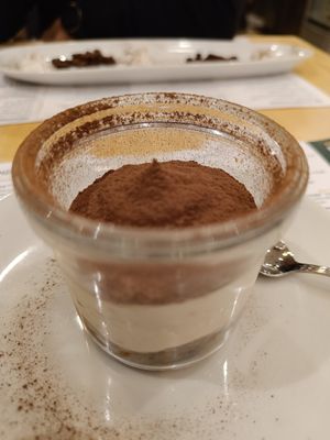 Provamisu at Pit'sa in Milan