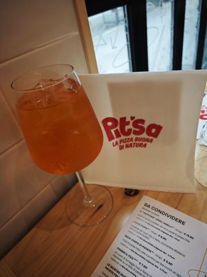 Aperol Spritz at Pit'sa in Milan