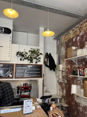 The menu of bowls - falafel can be vegan  at CURB STREET FOOD in Paris