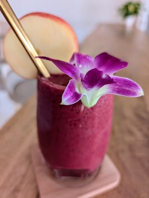 Red velvet at Cafe Q's in Koh Phangan