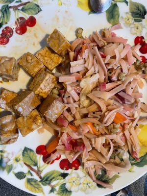 Tempeh, noodles  at La Pentola Vegana in Monza