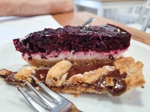 Cakes at La Pentola Vegana in Monza