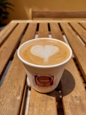 Oat Milk Latte (Extra MOP 20 within Lunch Set) at 日Rise in Macau