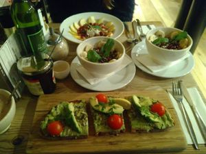Avocado Toast and porridge :) at Le Pain Quotidien in Liege