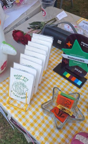 También están vendiendo los Pasaportes veganos 🌱👌🏻 at Pinogüino Gastronomía Sustentable in San Andres Cholula