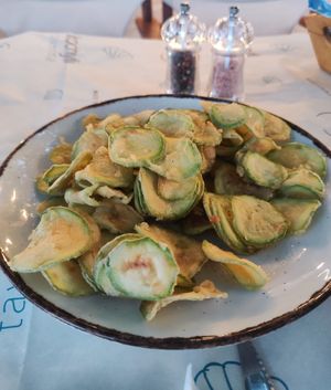 Fried zucchini (without Tzatziki) at Kochyli in Nea Plaghia