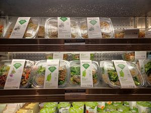 Urban remedy prepackaged vegan meals at SFO - Napa Farms Market - T2 Gate D & International TG Gate G3 in San Francisco