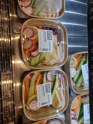 Hummus platter at SFO - Napa Farms Market - T2 Gate D & International TG Gate G3 in San Francisco