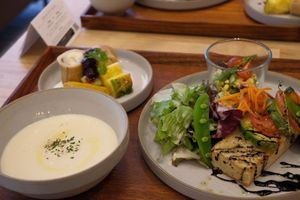 Western-style vegan breakfast at Hotel Mazarium in Morioka