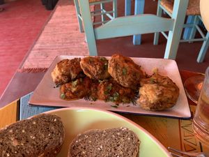 Vegan veggie and potato balls at Tranquilo in Santorini