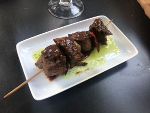 Brocheta de seitán   at El Embaucador in Logrono