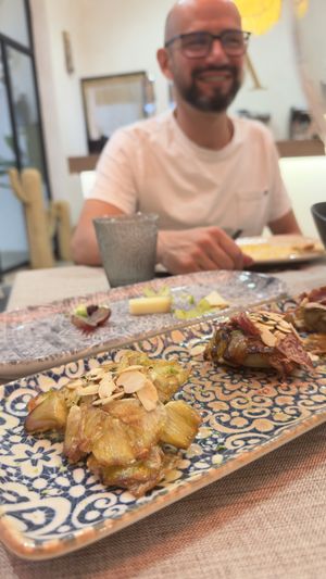 Artichokes with almond flakes   at Bendita Calima in Alicante