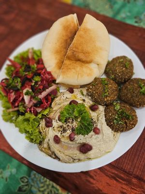 Lebanese mezze platter at Ubuntu Eat in Phuket