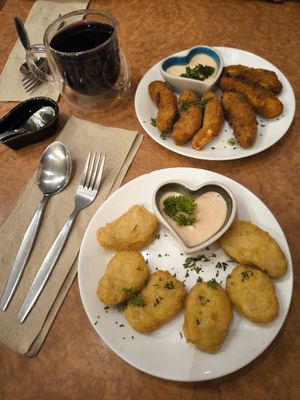 Golden Fried Prowns Paprika, 250฿
Chycken Nuggets Classic, 200฿ at Ubuntu Eat in Phuket