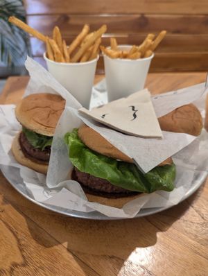  at Home Burgers - Centro Historico in Cartagena