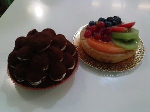 tiramisu and fruit tart at Universo Vegano in Rome