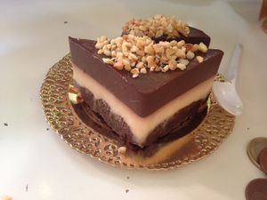 vegan chocolate cheesecake at Universo Vegano in Rome