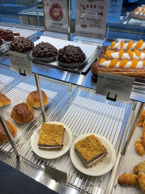   at Leedorim - Gyeongbokgung Main Branch  - 경복궁 본점 in Seoul