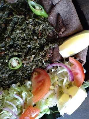 Hamli (Färsk spenat) at Habesha in Gaevle