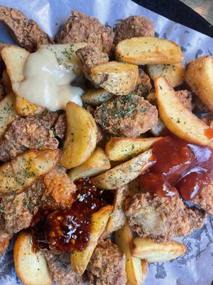 3 vegan sauce options   at Chicken in the Kitchen in Seoul