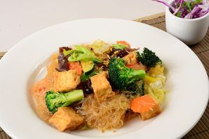 Pad Woon Sen  at Veggie House in Los Angeles