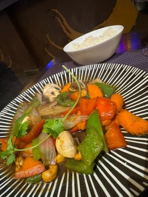 Pad Med Mamuang at Suan Thai in Alicante