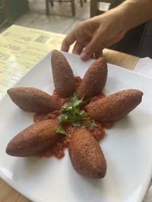   at AYLAK Politiki Kouzina in Athens