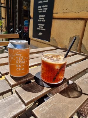 Espresso tonic and kombucha at NaTuri Café & Deli in Budapest