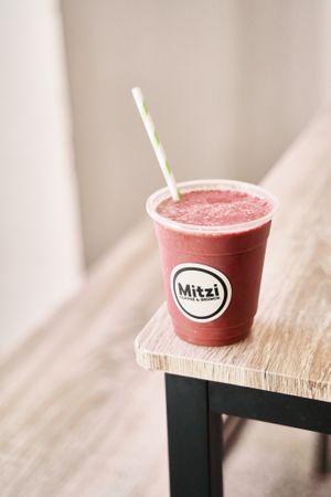 Açaí smoothie at Mitzi Coffee & Brunch in Barcelona