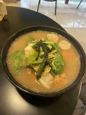 Sopa Ramen  at SaluTé in Heredia