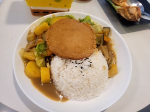 BRUTAL at SaluTé in Heredia