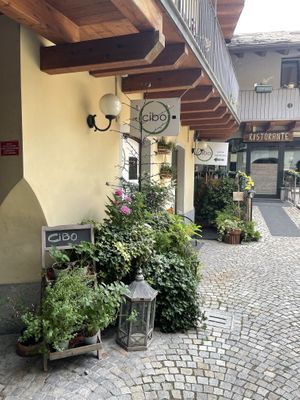 The outside   at Cibo in Aosta