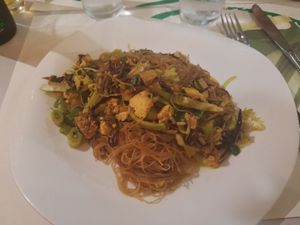 Rice noodles with veggies at Cibo in Aosta